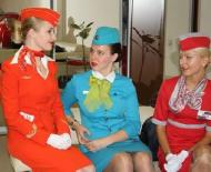 Сколько получают стюардессы в России и других странах?
